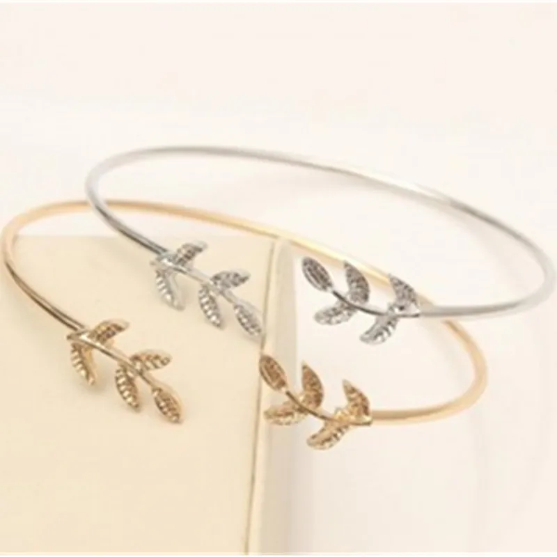 

2019 Foreign Fashion Leaf Bracelet Open Leaf Bracelet Women Cuff Bracelet Popular Open Bracelet