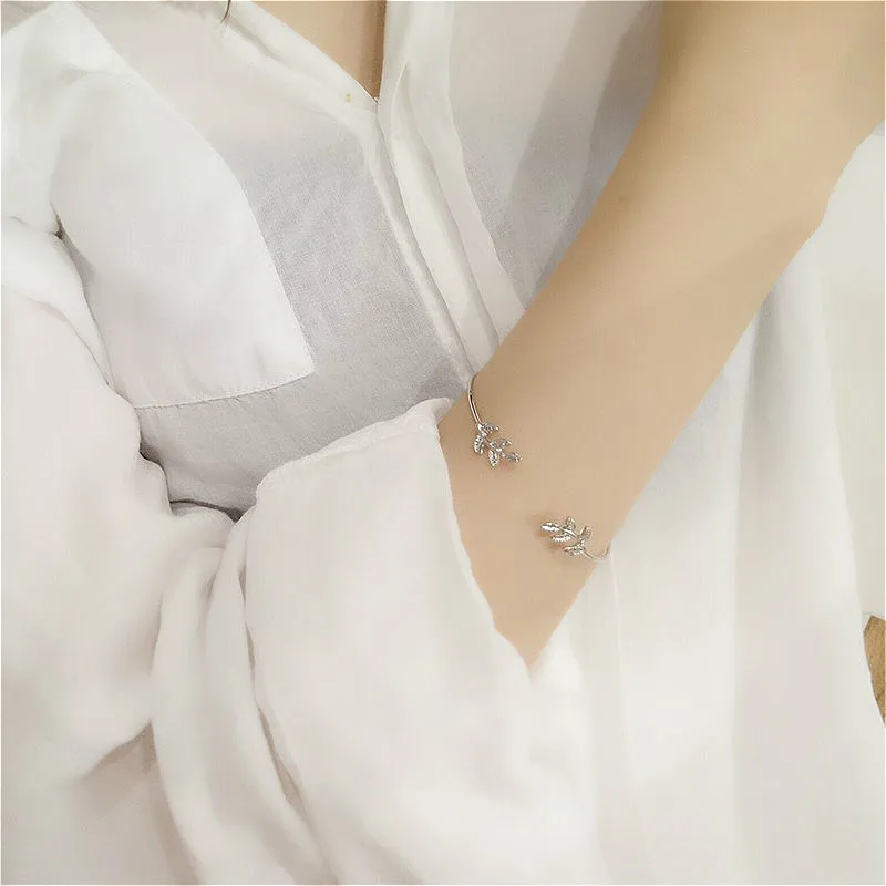 

2019 New Leaves Opening Alloy Charm Bracelets for Women Gold Silver Color Bracelets Female Jewelry