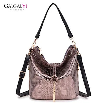 

2018 New Vintage Women Shoulder Handbag Bags for Female Women Shoulder Messenger Bag Serpentine Snake Versatile Mobile Handbag