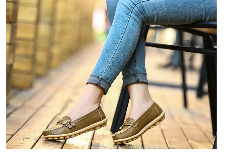 Soft Genuine Leather Shoes Women Slip On Woman Loafers Moccasins Female Flats Casual Women's Buckle Boat Shoe Plush Size 35-41 16