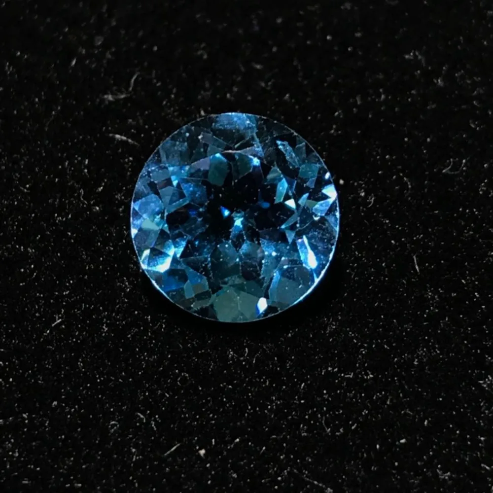 4.3 ct natural sky blue topaz loose stone 10 mm * 10 mm oval cut topaz loose gemstone