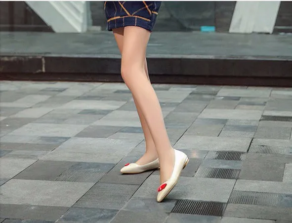 Милые дамские туфли на высоком каблуке высокое качество импорт PU искусственная кожа красного цвета большой размер 12 11 с блестками обувь на низком квадратном каблуке женские туфли-лодочки острый носок