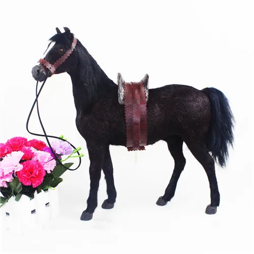 Fancytrader Simulation 16 Scale Ferghana Horse Toy with Saddle Home Decoration Photograph Prop Great Rare Collection 3 Colors (1)