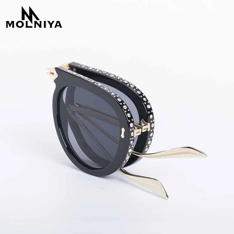 

2020 Round Fold Sunglasses Men Women Metal Rhinestone Small Sun Glasses Retro Black Red Yellow Lens Eyeglasses UV400