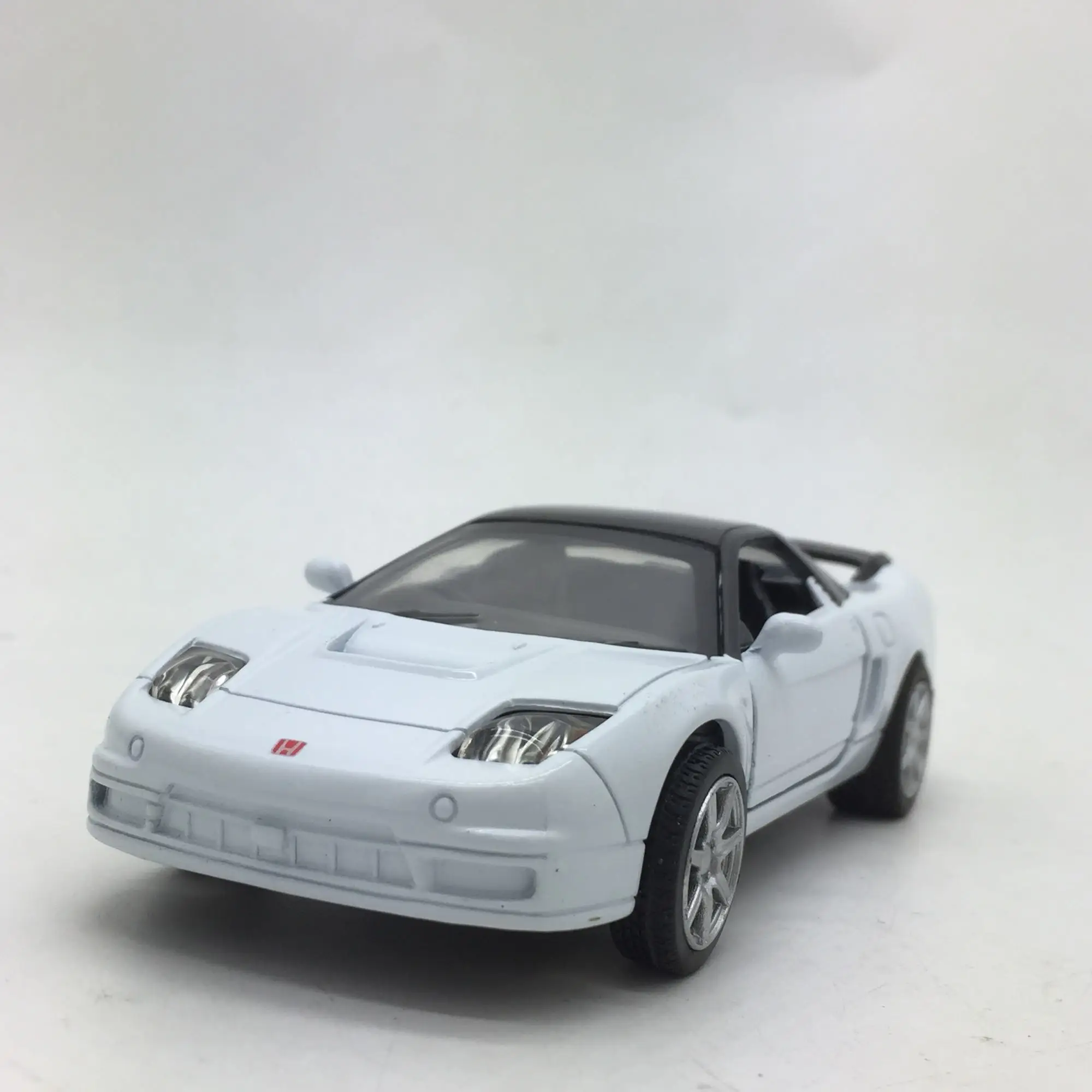 Высокое моделирование автомобиля Honda NSX, 1:32 Масштаб сплава Honda NSX модель автомобиля, 2 открытые двери, статическая скользящая модель - Цвет: Белый