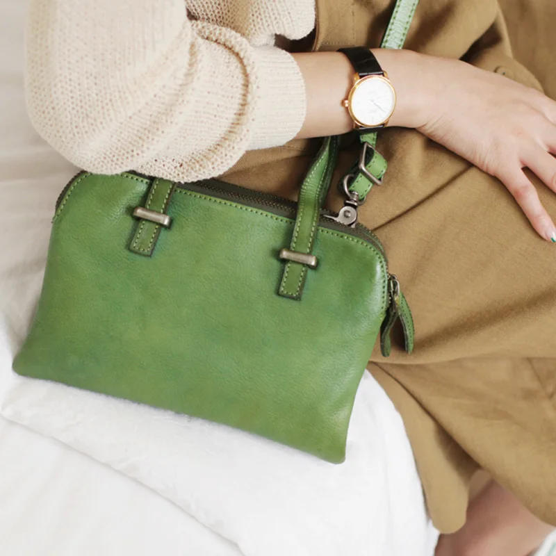 AETOO Handmade leather small square bag, multi-layer fashion retro head cowhide female bag, female soft skin summer oblique bag