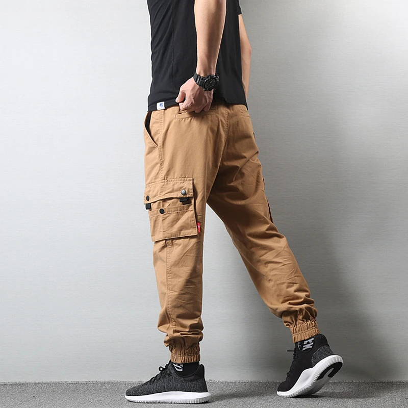 Japanese Style Fashion Men Jeans Jogger Pants Loose Fit Big Pocket Cargo Pants homme Streetwear Hip Hop Pants Men Harem Trousers