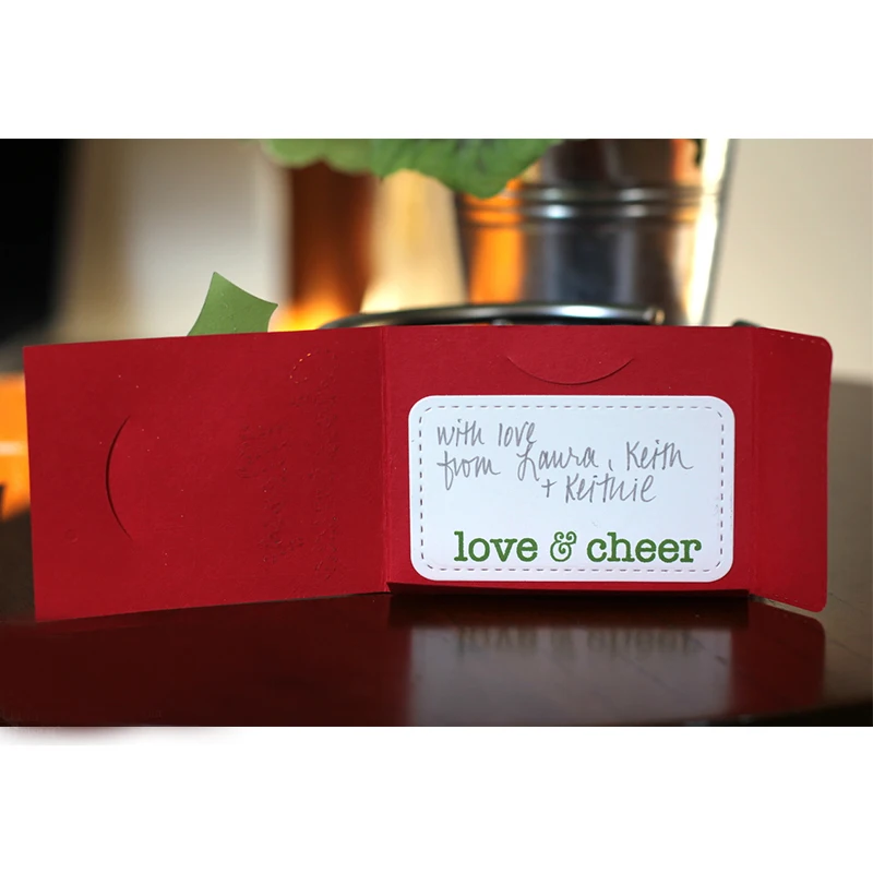 Laura_Gift_Card_Detail_1__29174.1414460601.1280.1280