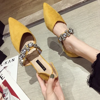 

Women's shoes single shoes 2019 summer new word with pointed flash drill low heel shoes