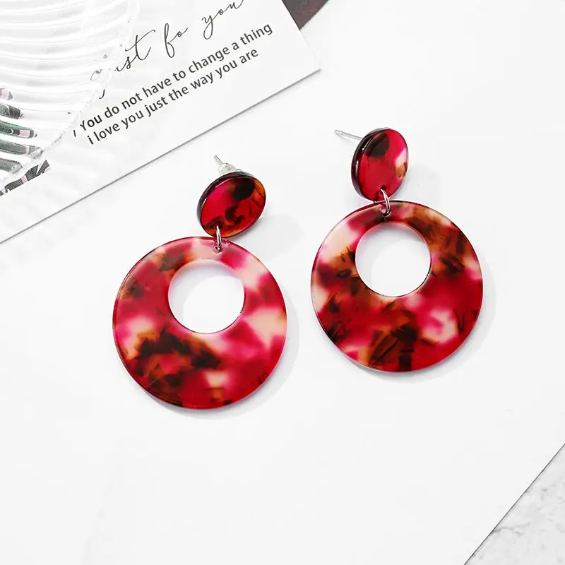 UJBOX-2018-Autumn-Winter-Dark-Red-Resin-Drop-Earrings-Women-Geometric-Round-Dangle-Earrings-Factory-Wholesale (2)