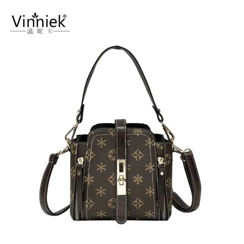 

New 2019 women's PU shoulder bag bucket bag fashion printing zipper buckle Messenger shoulder bags casual striped handbag