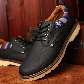 

New Summer Men'S Casual Sports Shoes Trend British Style Lace-Up Classic Leather Versatile Tide Shoes Male Three Colors Optional