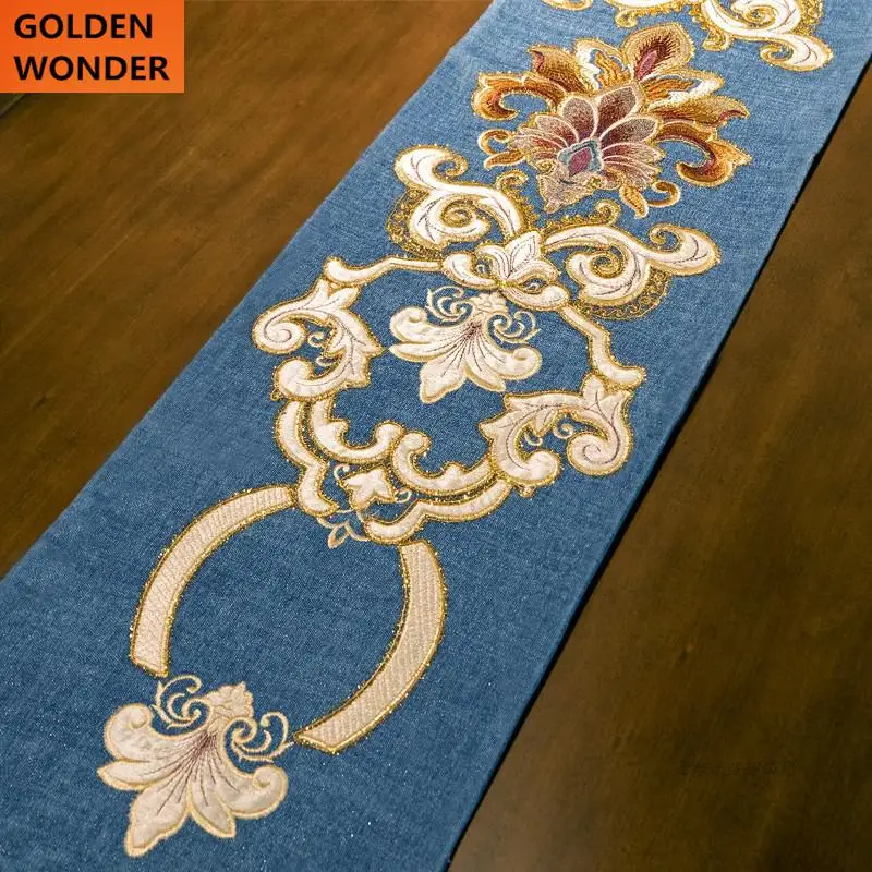 

Modern Simple Chenille Embroidery Luxury Table Runner Blue Table Runners Bed Runner Home Decor Made in China
