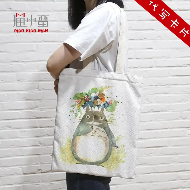 muñeco totoro