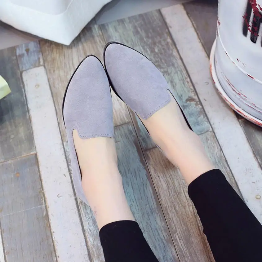 Женские слипоны; сандалии на плоской подошве; повседневная обувь; однотонные модные лоферы; женские матовые туфли на плоской подошве с острым носком; тонкие туфли - Цвет: Gray