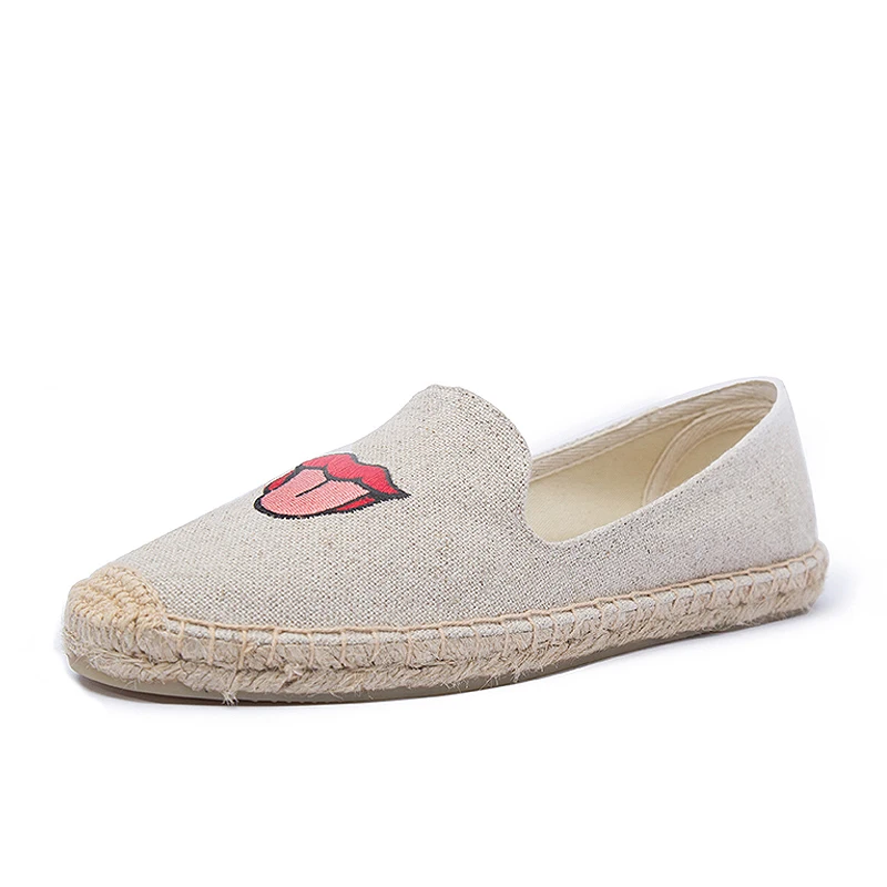 

Cute emboridery Red lips flat espadrilles, causal soft slip on espadrilles