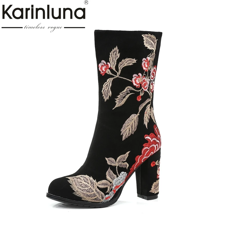 

KAIRNLUNA Top Quality Large Size 34-43 Winter Boots Women Ethnic Style Embroidery Cow Suede Leather Woman Shoes High Heel