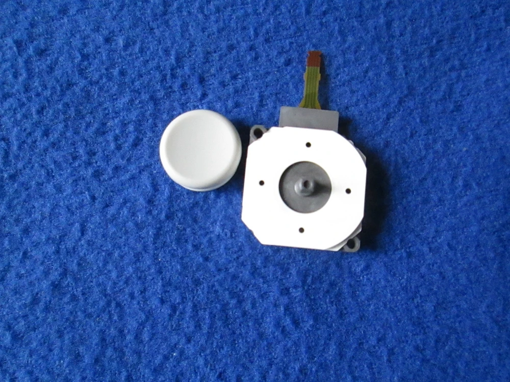 

1 x For New 3ds&3ds XL LL Rocker Axis Analog Sensor Joystick Handle + 1 x Gray & White Thumbsticks Stick Cap