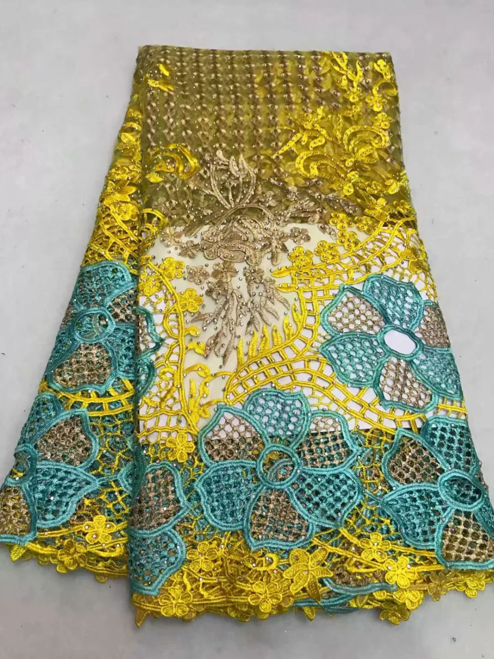 

African Lace Fabric Yellow 2018 High Quality Lace Pink Nigerian Tissu Africain Guipure Embroidery French Tulle Lace Fabric A154