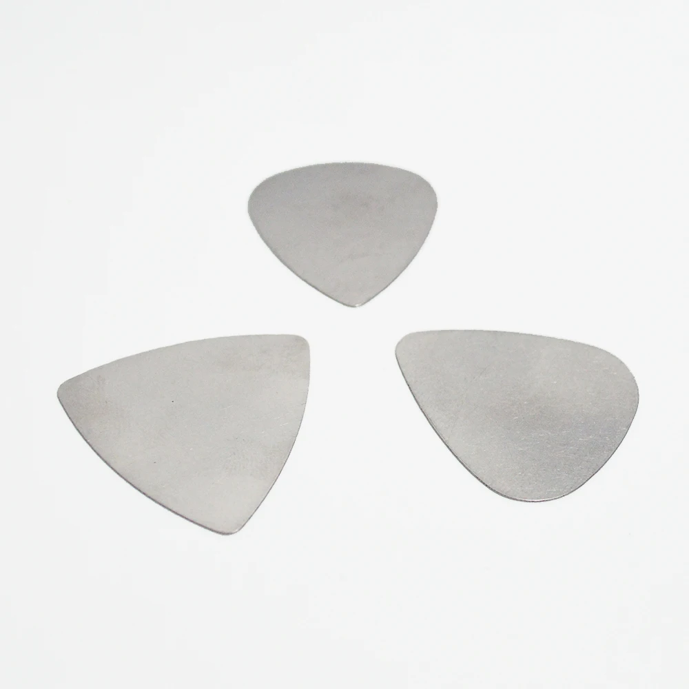 10 Pcs Stainless Steel Guitar Pick For Acoustic Electric Guitar Bass Player Heart Jazz Triangle Guitarra Plectrums for Choose 10 Pcs Stainless Steel Guitar Pick For Acoustic Electric Guitar Bass Player Heart Jazz Triangle Guitarra Plectrums for Choose