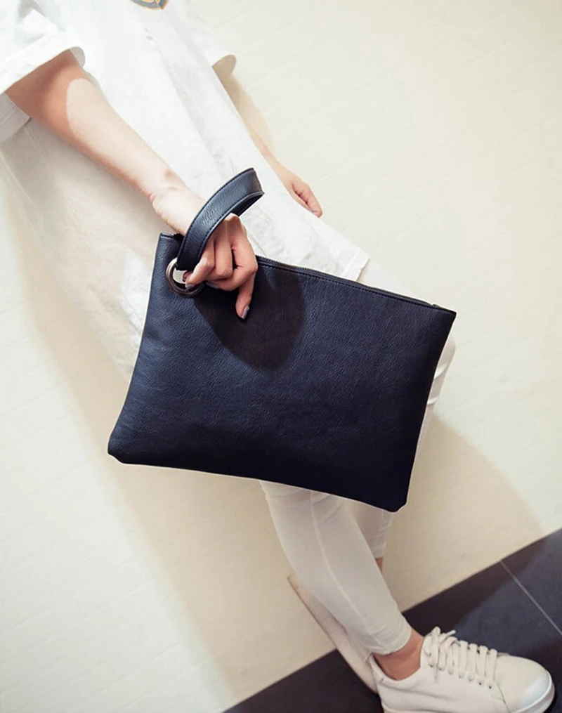 Pochette en cuir femme