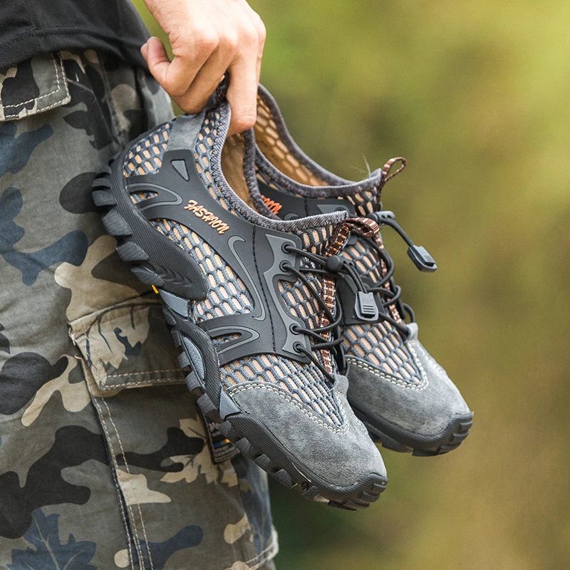 أحذية الرجال مطاطا باند الرجال conmeive جديد الصيف تنفس الخوض المنبع أحذية الصنادل خاصة برمائية 9321 أحذية الرجال مطاطا باند الرجال conmeive جديد الصيف تنفس الخوض المنبع أحذية الصنادل خاصة برمائية 9321