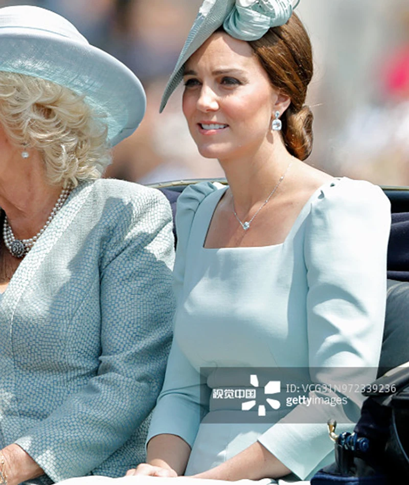 Платье принцессы Kate Middleton однотонное плиссированное платье с квадратным вырезом