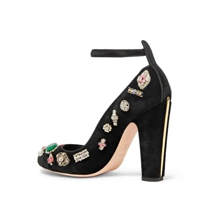 2017 Новая женская обувь из флока ботинки на каблуках Мэри Джейн помада вышивать