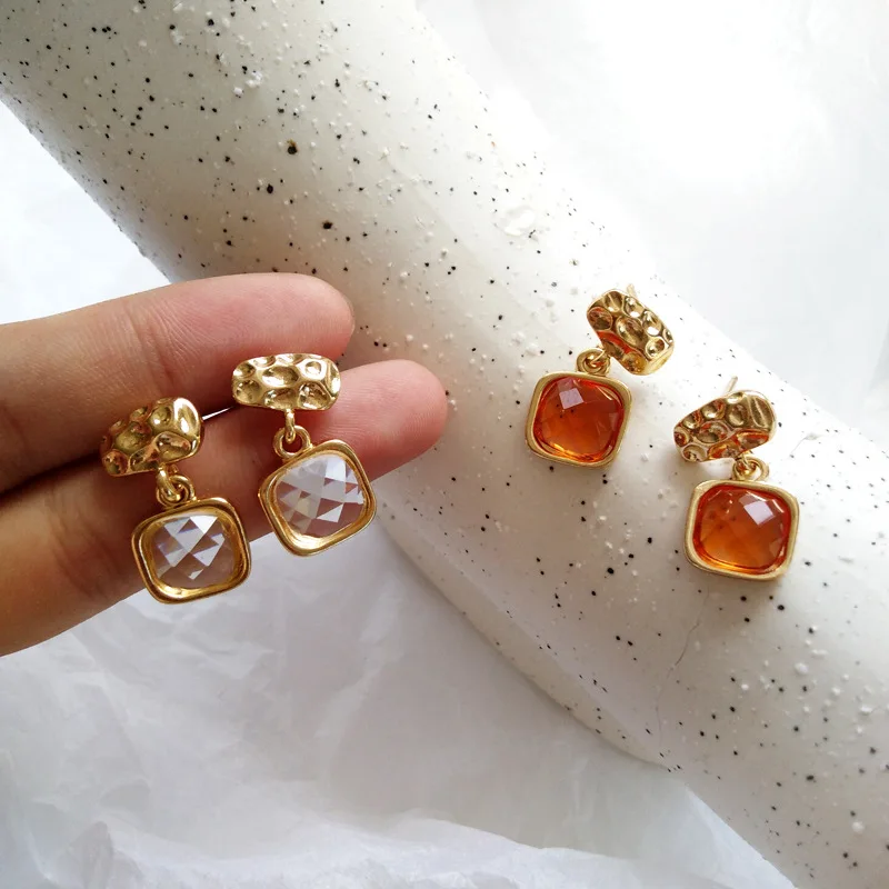 

Rhomb Face Retro Elegant Transparent Resin Square Stone Clip Earrings Without Piercing Earrings For Women Lady Brincos