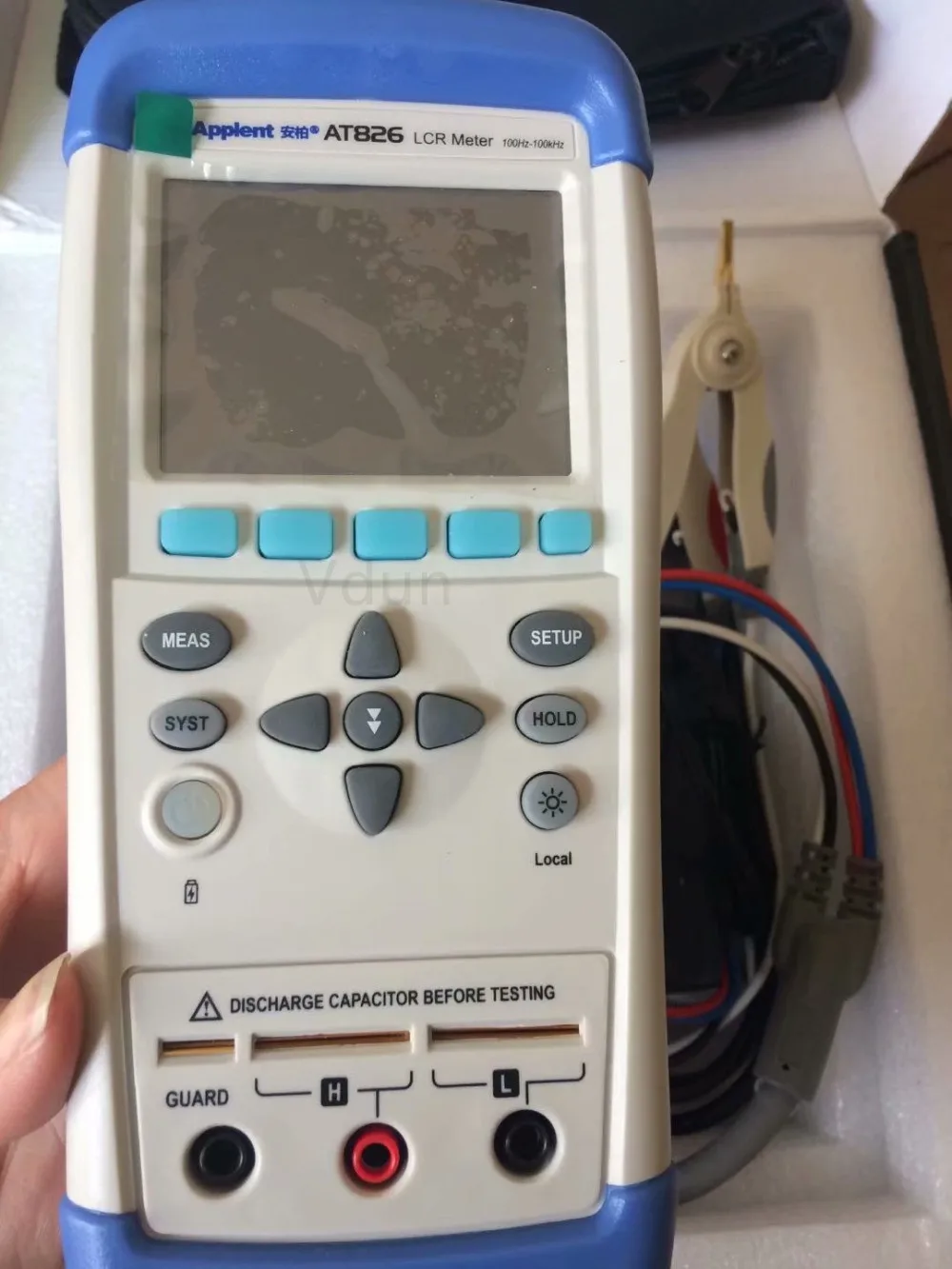 

AT826 USB LCR Meter ESR Tester Electric Bridge Touchscreen TFT-LCD 100Hz,120Hz,1kHz,10kHz,100kH