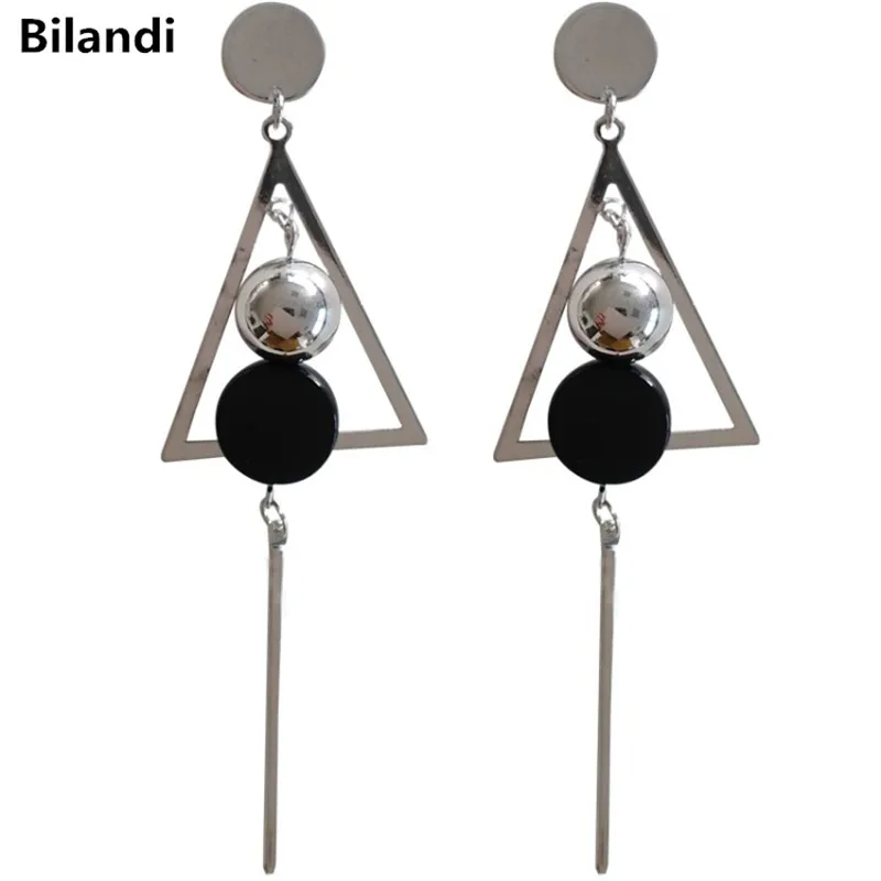 

Fashion Design Round Disc With Triangle Gold Ball Black Acrylic Long Stick Drop Earrings For Woman