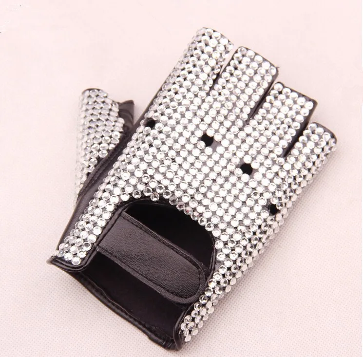 Для мужчин модные полу-палец вырезами со стразами Перчатки Мужской искусственная кожа хип-хоп Танцы Производительность Перчатки S131