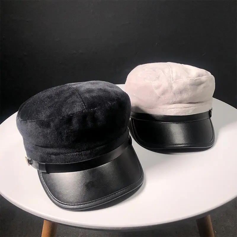 

Elegant PU Leather Beret Hats For Women Men British Style Beret Sun Hat Female Breathable Flat Hats Painter Caps
