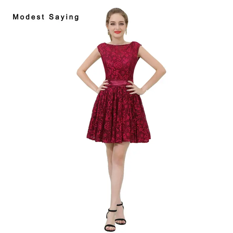 Elegant Drak Red Short Lace Cocktail Dresses 2018 with V Back Girls