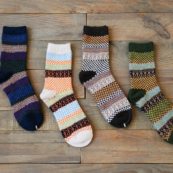 

Winter Square Block Crew Length Wool Breathable Men Socks Vintage Ethnic Style Moisture Wicking