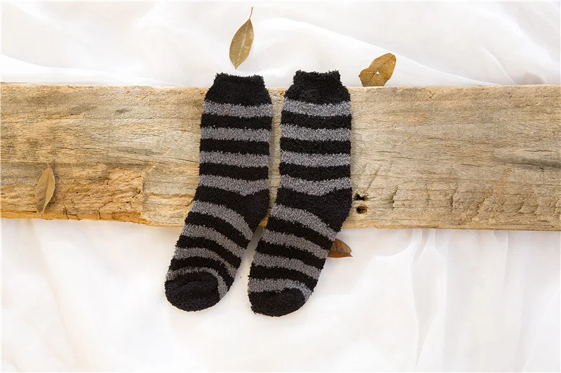 Мужские носки, 1 пара, черные, серые, коричневые полосатые пушистые носки, мягкие махровые зимние теплые домашние пушистые мужские носки - Цвет: Black