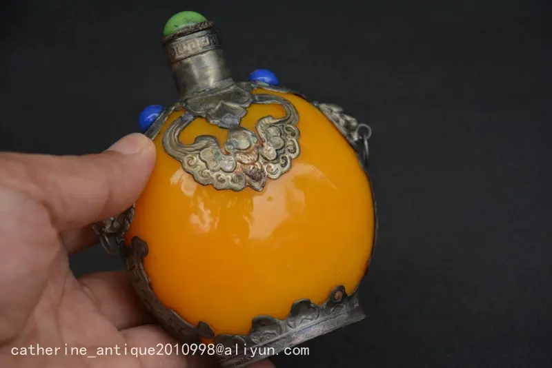 

Rare old QingDyansty Beeswax&silver tiger big snuff bottle ,the best collection,free shipping
