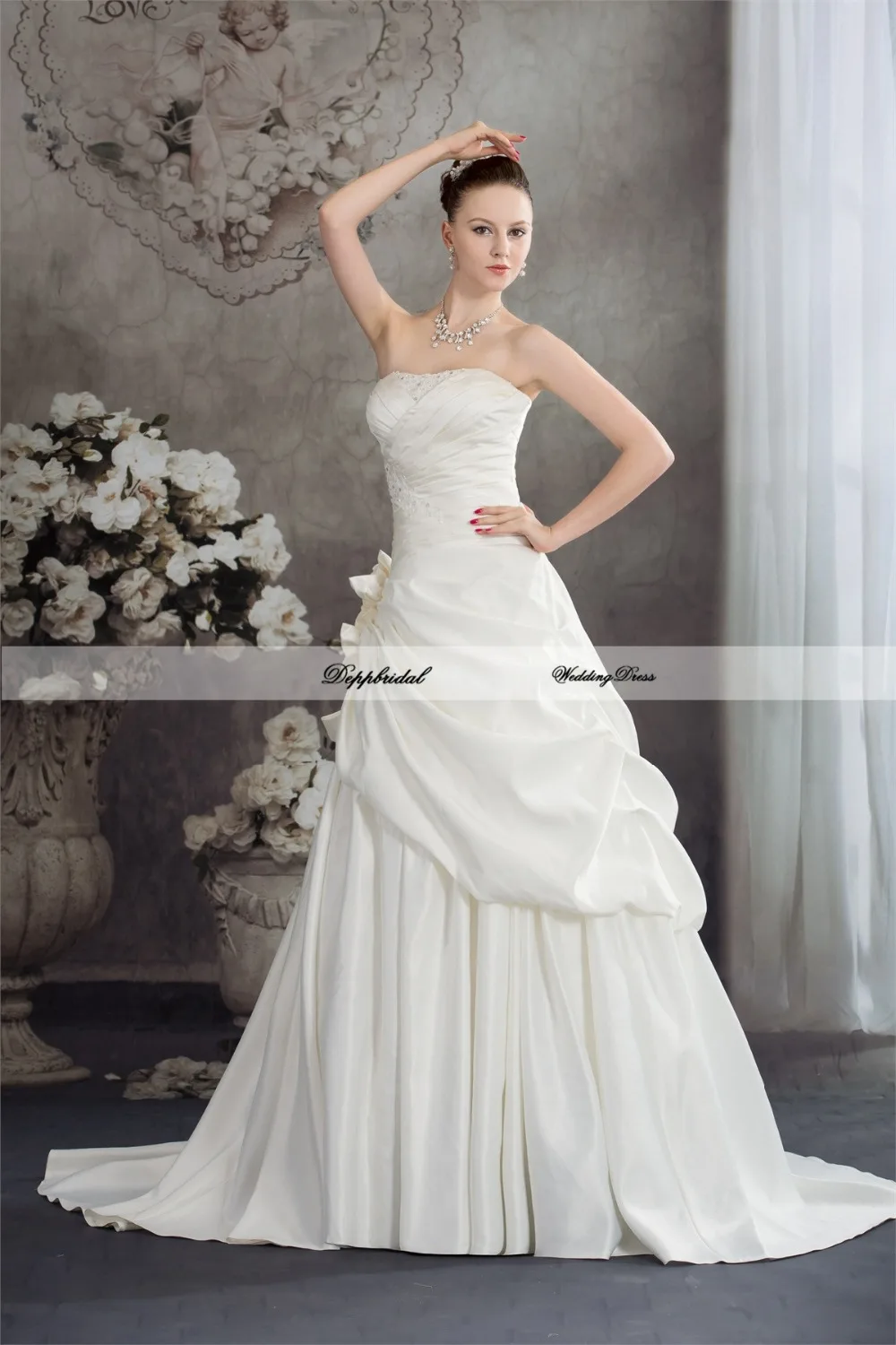 Wholesale Wedding Dress Strapless Satin A line Applique Beading Floor