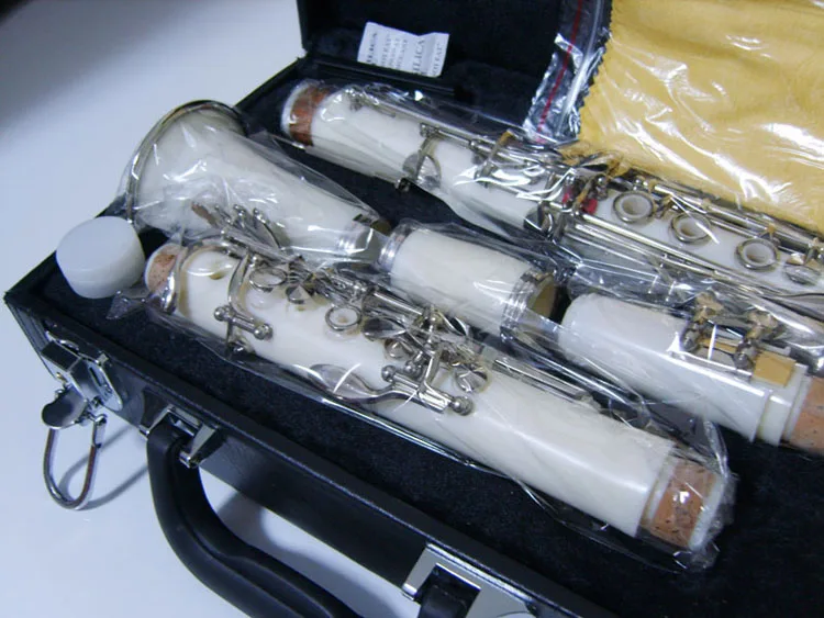 

17 keys to drop the B color clarinet black tube