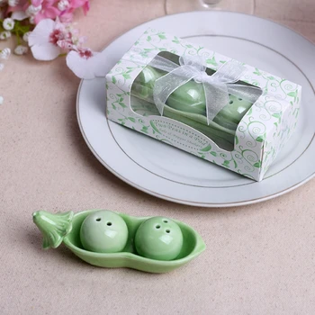 Two Peas Ceramic Salt & Pepper Shaker S 1