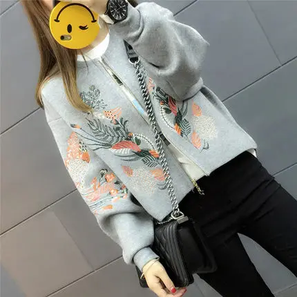 

Korean version of the Spring and Autumn tide ladies short paragraph long-sleeved loose cardigan jacket embroidered baseball