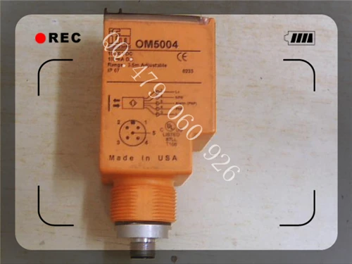 

[ZOB] OM5004 IFM IFM reflection type photoelectric sensor switch --2PCS/LOT