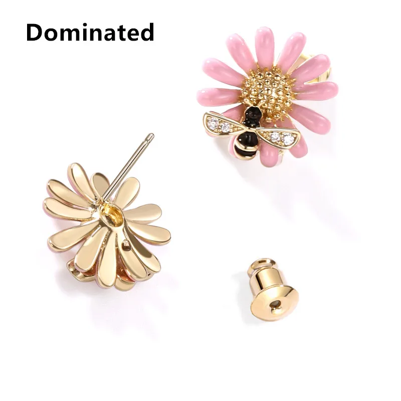 

Dominated Fashion Popular Flowers Earrings Simple Small Fresh Temperament Personality Stud Earrings