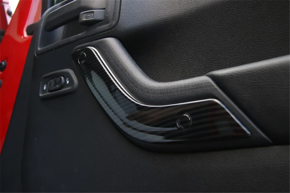 Kits de ajuste de la cubierta de la manija de la puerta Interior del grano de la fibra de carbono brillante para 2011-2017 Jeep JK Wrangler Unlimited & 4 puerta Interior de la puerta a