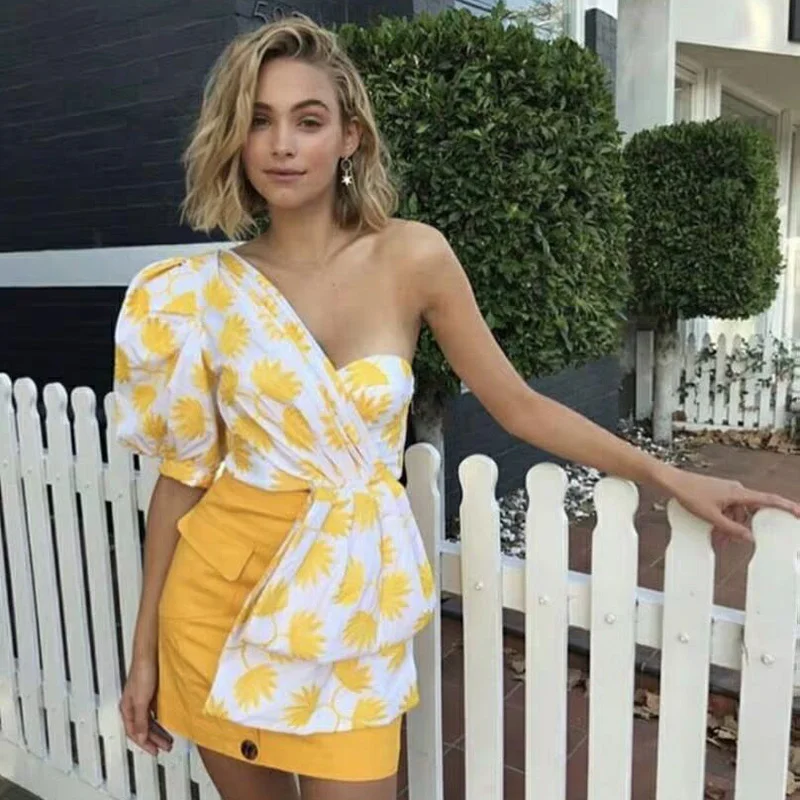 

High Quality Luxury 2019 Summer Sexy Irregular Skew Collar Puff Sleeve Women Top