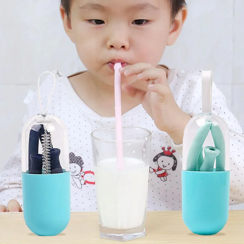 

Collapsible Silicone Straw Reusable Folding Drinking Straw with Carrying Case and Cleaning Brush for Travel Home Office Drinks