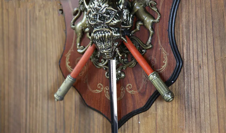 Knight shield 0407.jpg