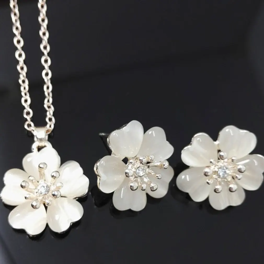 Jewelry Set Small Fresh Flowers Opal Necklace Earrings Two piece Set
