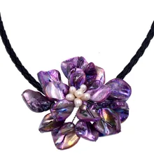 ¡Envío gratis nuevo! Perla blanca de agua dulce Lila carcasa púrpura flor colgante collar mujer joyería Vintage