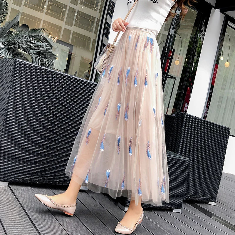 Женские юбки с вышивкой и перьями, лето 2018, новая длинная юбка с высокой талией, тонкая универсальная элегантная женская юбка наивысшего